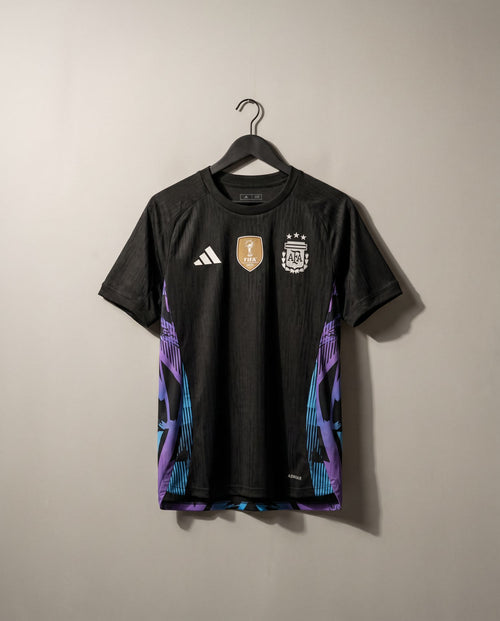 LA DIEZ ARG VIS · frontal